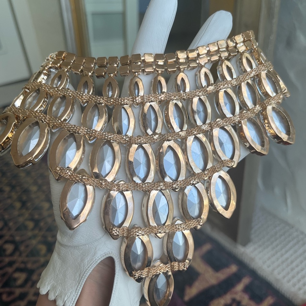 Vintage collar crystal necklace with gold clasp and adjustable length - Picture 9 of 16